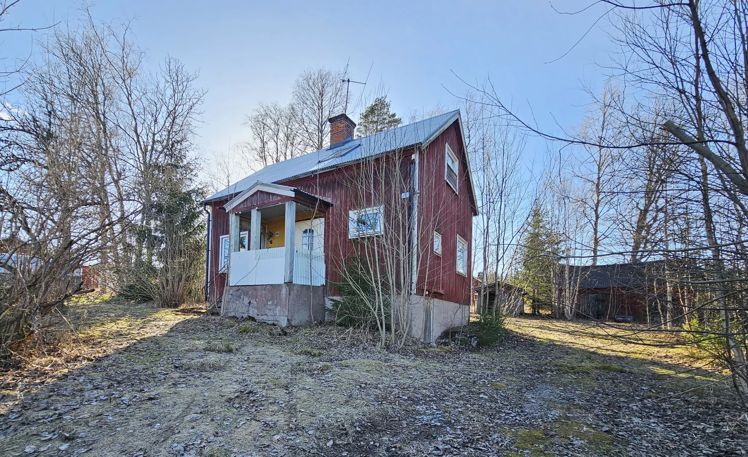 Renoveringsobjekt i Lesjöfors med stor tomt