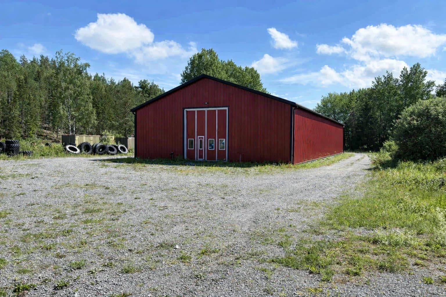 270 m² Lager / uppställning / verkstad