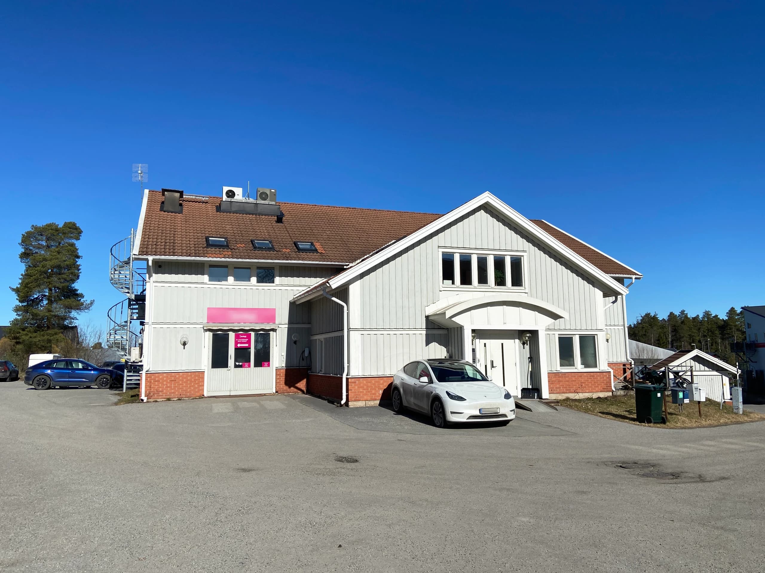 Kontorsrum i Vallentuna – allt ingår.